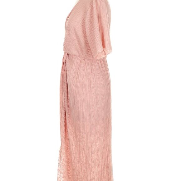 All In Favor Dolman Plissé Midi Dress w Center Twist Knot Deep V Neckline - Picture 3 of 15